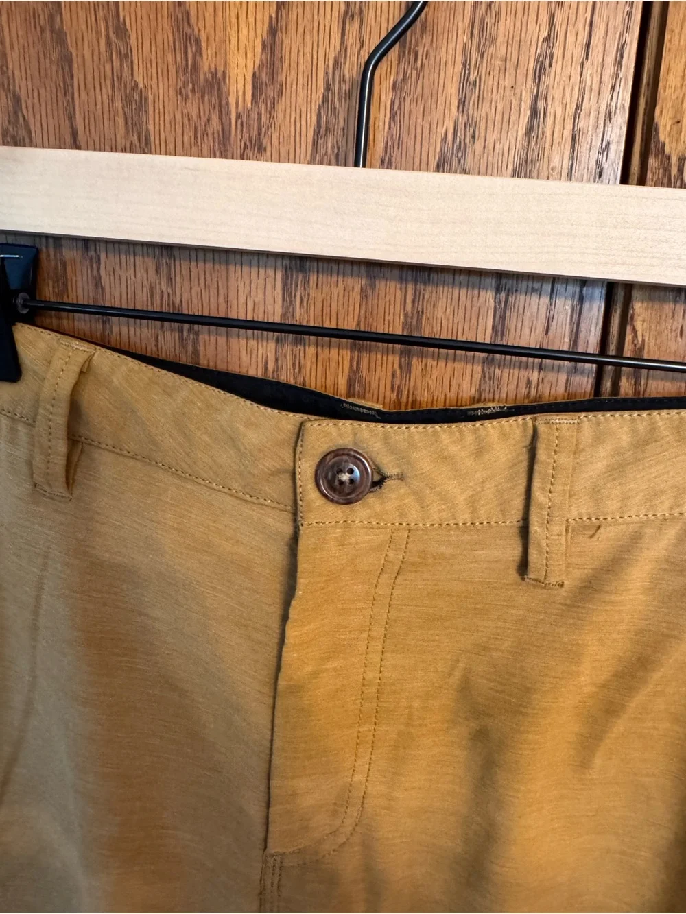 Vans‎ Men's Mustard Flat Front Shorts 32